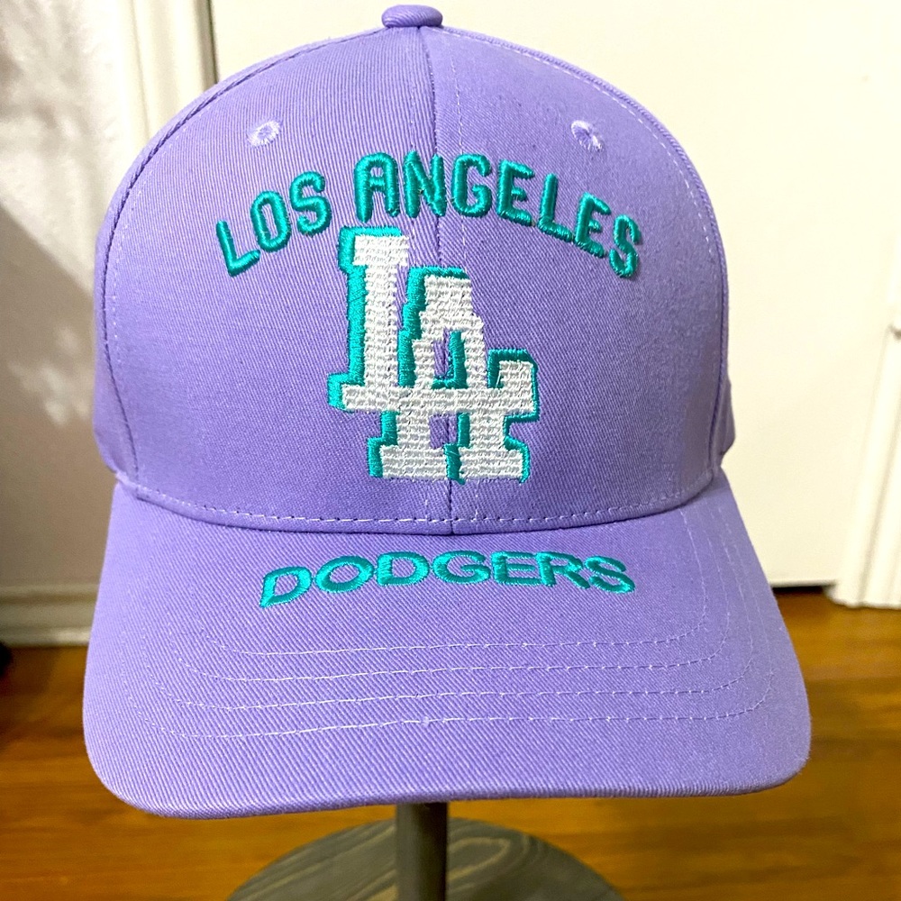 LA cap